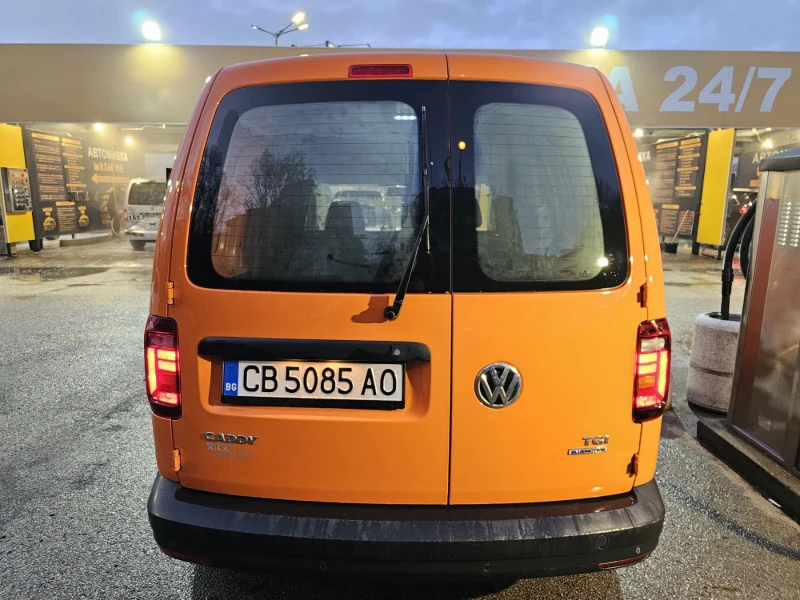 VW Caddy 1.4TGI , снимка 9 - Автомобили и джипове - 48272837