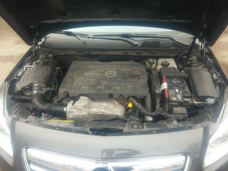 Opel Insignia, снимка 5 - Автомобили и джипове - 48397372