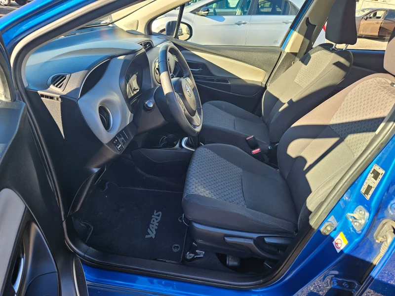 Toyota Yaris 1.33vvti, снимка 7 - Автомобили и джипове - 48344117