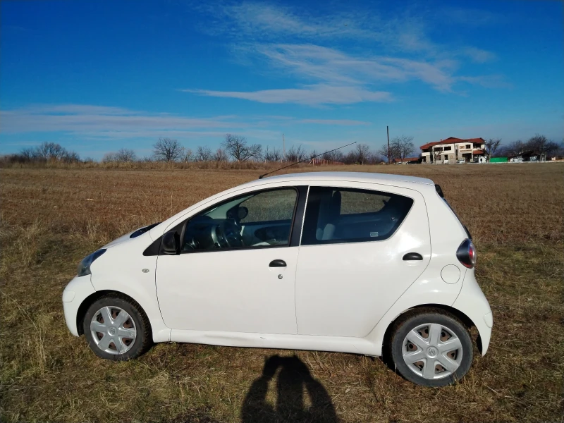 Toyota Aygo, снимка 1 - Автомобили и джипове - 48669517