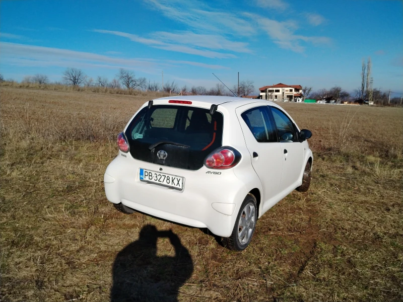 Toyota Aygo, снимка 4 - Автомобили и джипове - 48669517