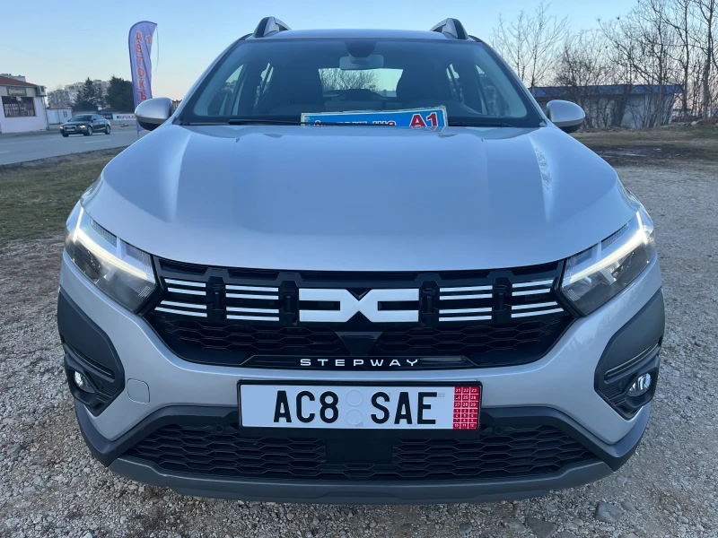 Dacia Sandero Stepway-Газ/Бензин, снимка 3 - Автомобили и джипове - 48728824