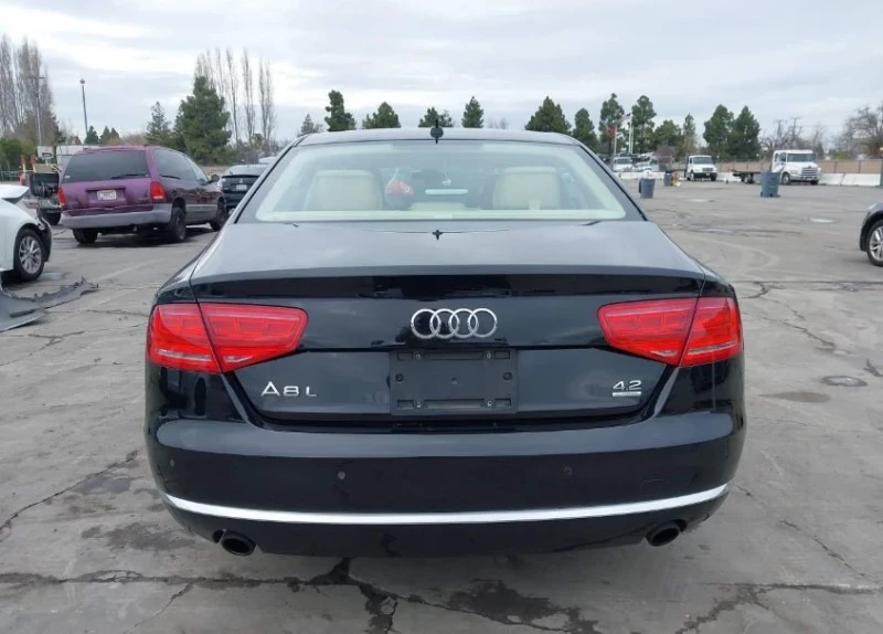 Audi A8, снимка 4 - Автомобили и джипове - 49389925