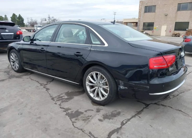 Audi A8, снимка 3 - Автомобили и джипове - 49389925