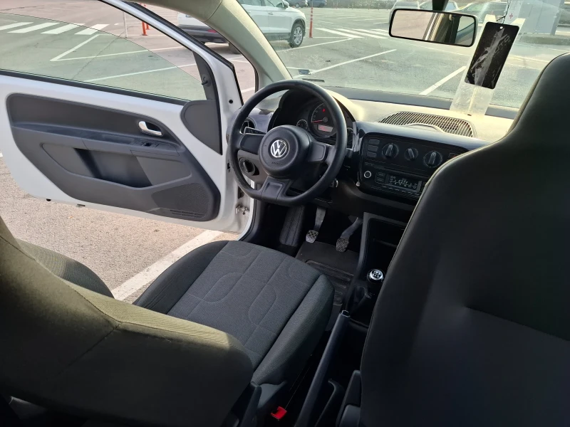 VW Up, снимка 5 - Автомобили и джипове - 49452815