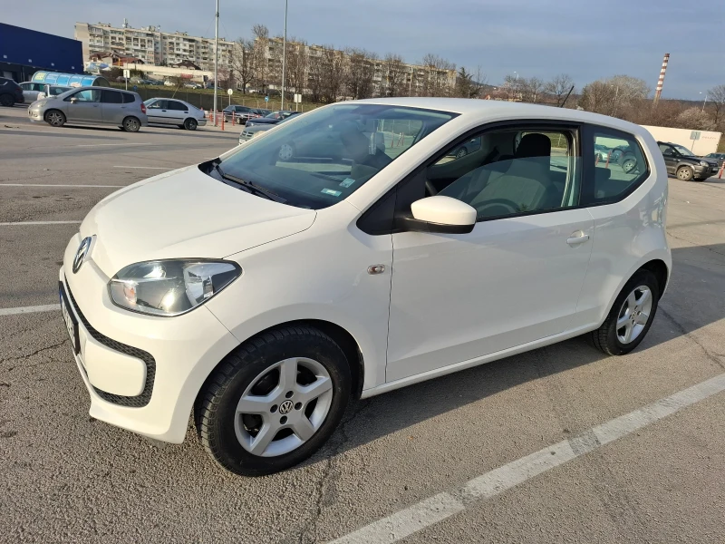 VW Up, снимка 1 - Автомобили и джипове - 49452815