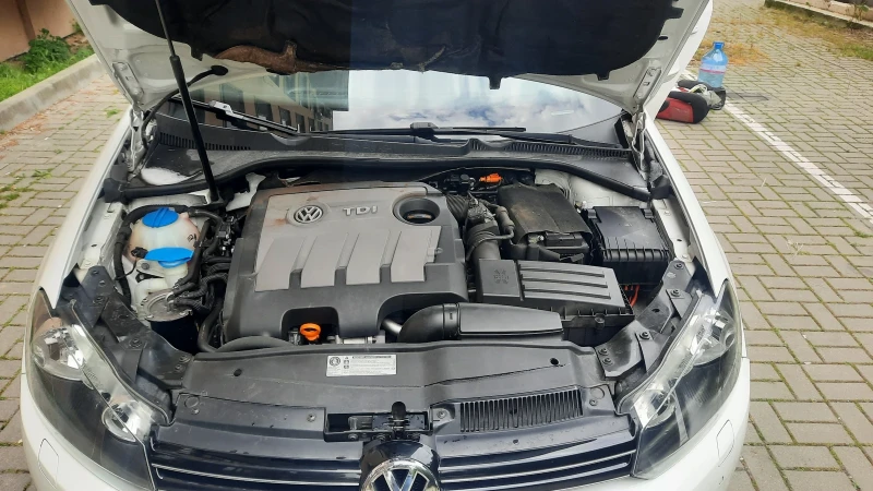 VW Golf Variant 1.6TDI 105, снимка 13 - Автомобили и джипове - 52082266