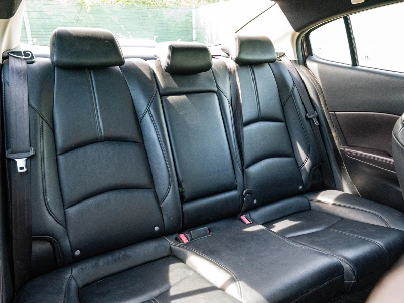 Mazda 3 * БЕЗ ПЪРВОНАЧАЛНА ВНОСКА* , снимка 11 - Автомобили и джипове - 51693590