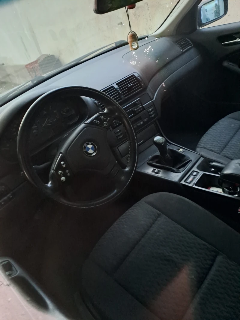 BMW 318, снимка 5 - Автомобили и джипове - 52297152