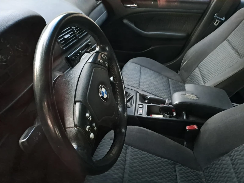 BMW 318, снимка 7 - Автомобили и джипове - 52297152