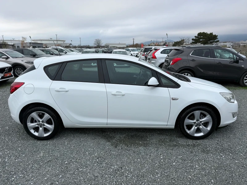 Opel Astra (KATO НОВА), снимка 4 - Автомобили и джипове - 52503306