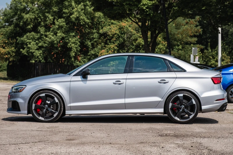 Audi Rs3 B&O* ШИБИДАХ* ПОДГРЕВ* КЕЙЛЕС* МЪРТВА ТОЧКА, снимка 5 - Автомобили и джипове - 52628111