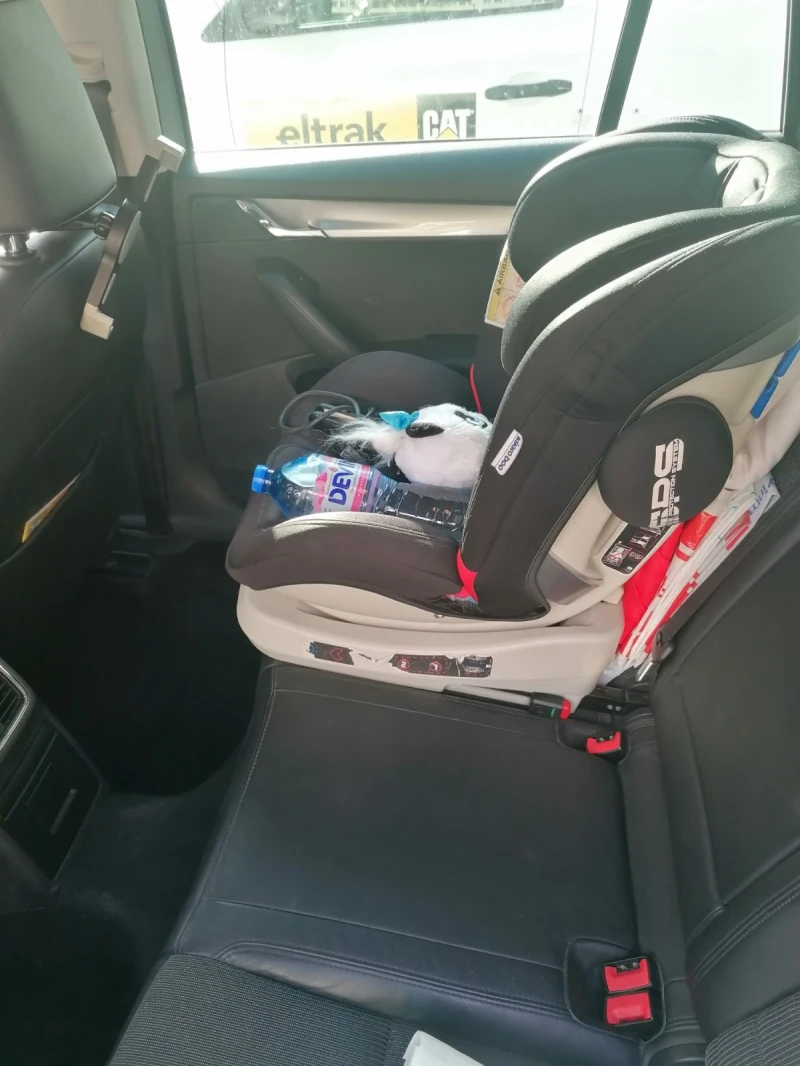 Skoda Octavia, снимка 8 - Автомобили и джипове - 52883515