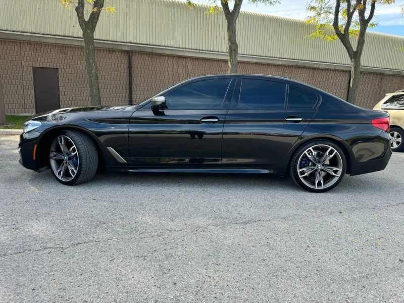 BMW 550 M xDrive * CARFAX * БЕЗ ПЪРВОНАЧАЛНА ВНОСКА, снимка 2 - Автомобили и джипове - 53005538