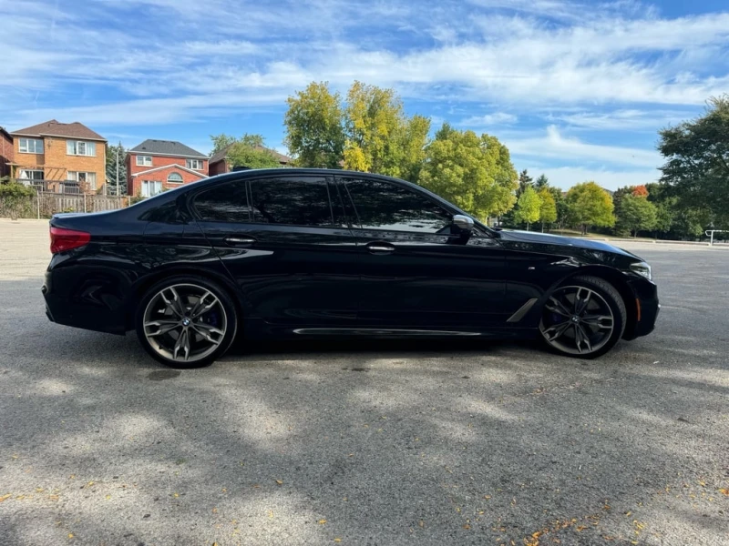 BMW 550 M xDrive * CARFAX * БЕЗ ПЪРВОНАЧАЛНА ВНОСКА, снимка 3 - Автомобили и джипове - 53005538