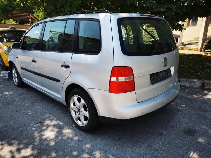 VW Touran 1.9 PD 105к.с., снимка 1 - Автомобили и джипове - 29563598