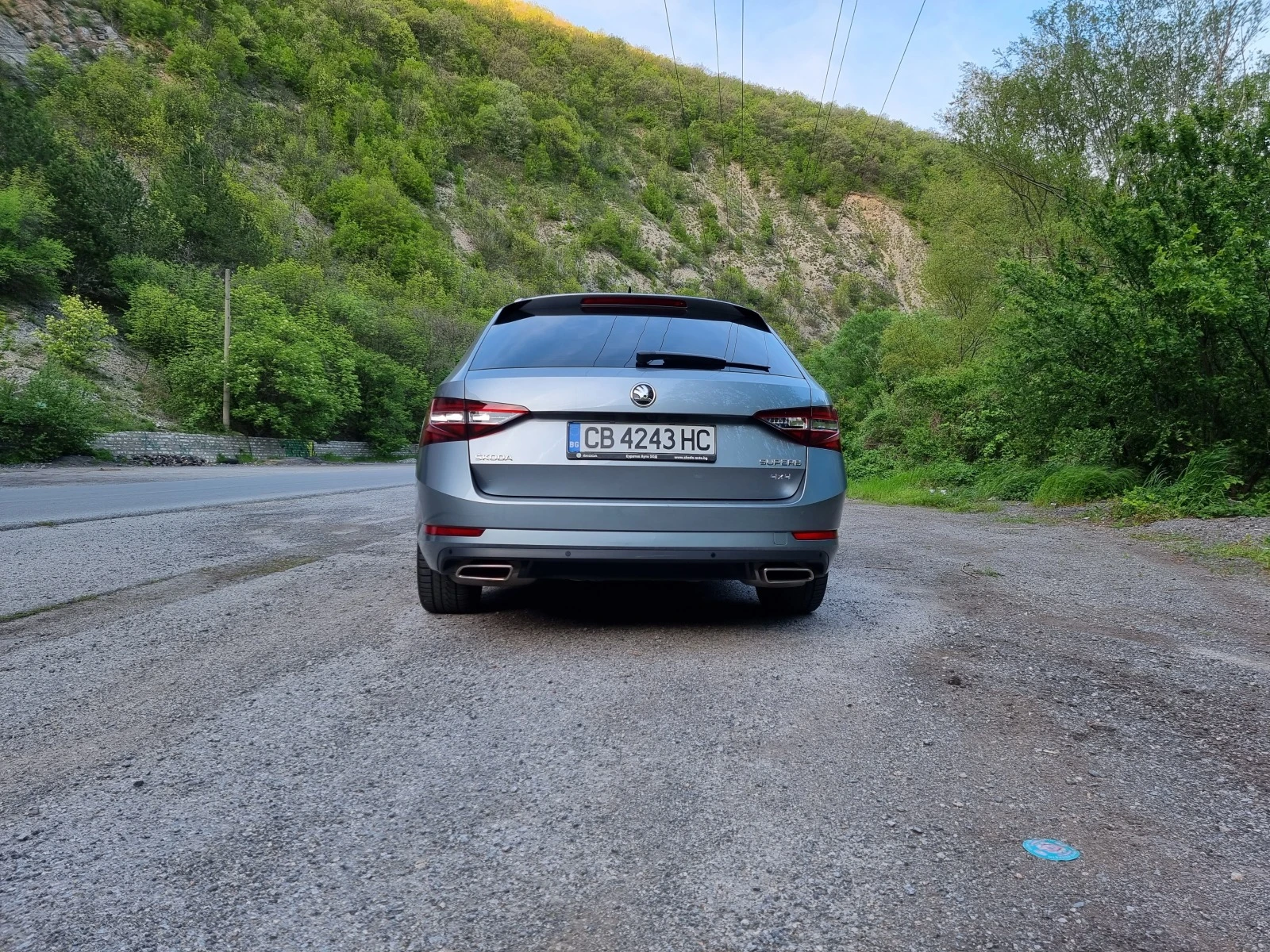 Skoda Superb L&K 2.0 TSI (200 kW / 272 к.с.) 4x4 - изображение 3