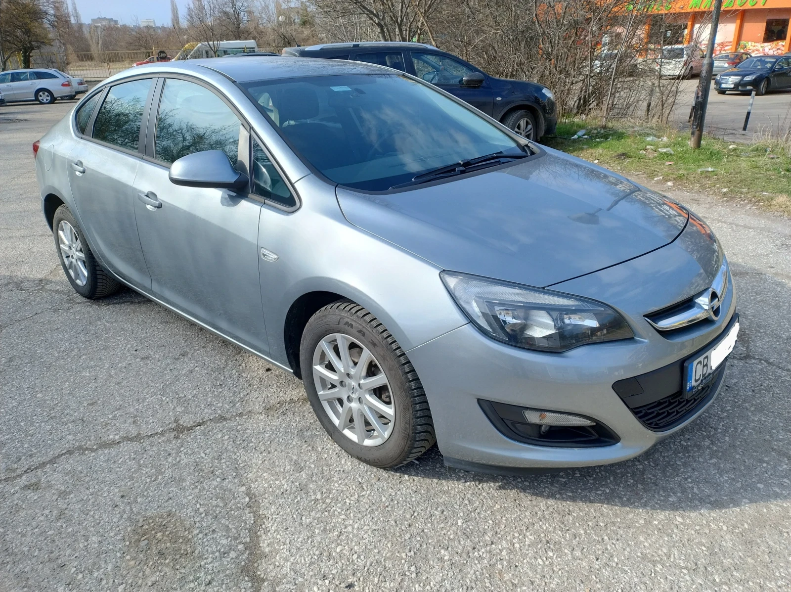 Opel Astra J 1.6 LPG - изображение 2