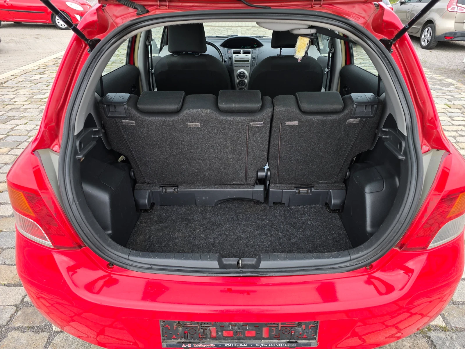 Toyota Yaris FACELIFT 1.0i 69кс ЕВРО 4 - изображение 10