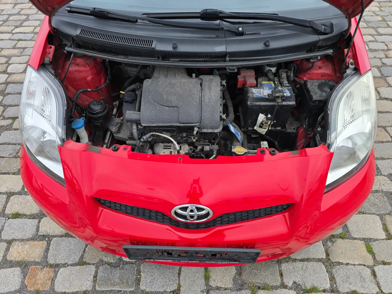 Toyota Yaris FACELIFT 1.0i 69кс ЕВРО 4 - изображение 9