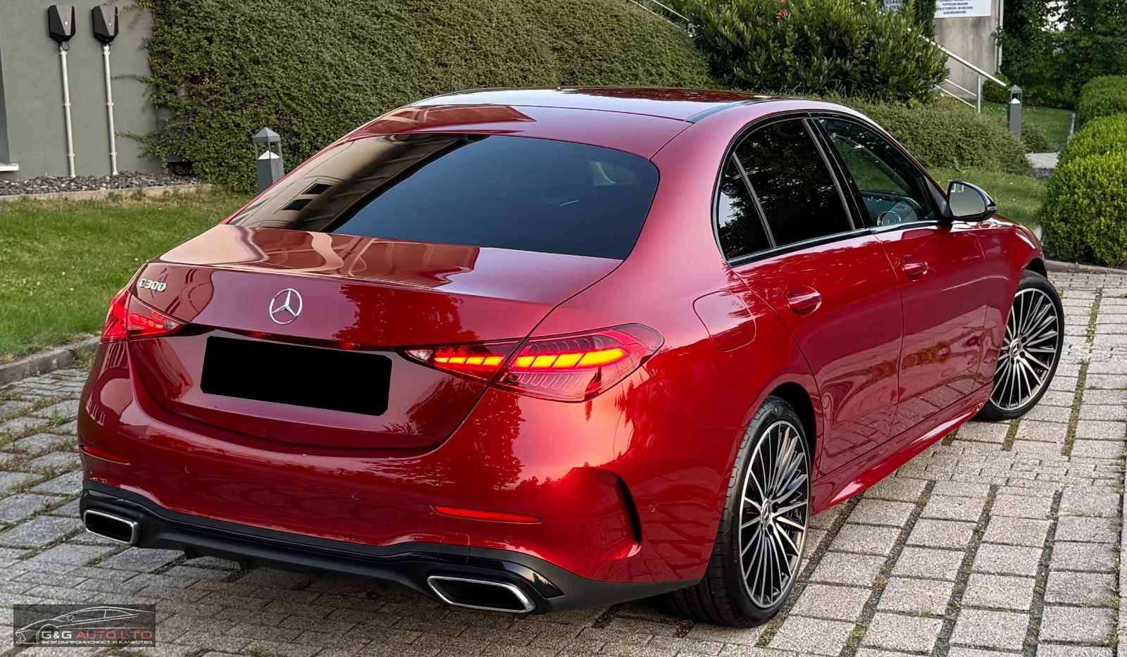 Mercedes-Benz C 300 AMG-SPORTP./275HP/CARPLAY/MEMO/DESIGNO/CAM/690f - изображение 6
