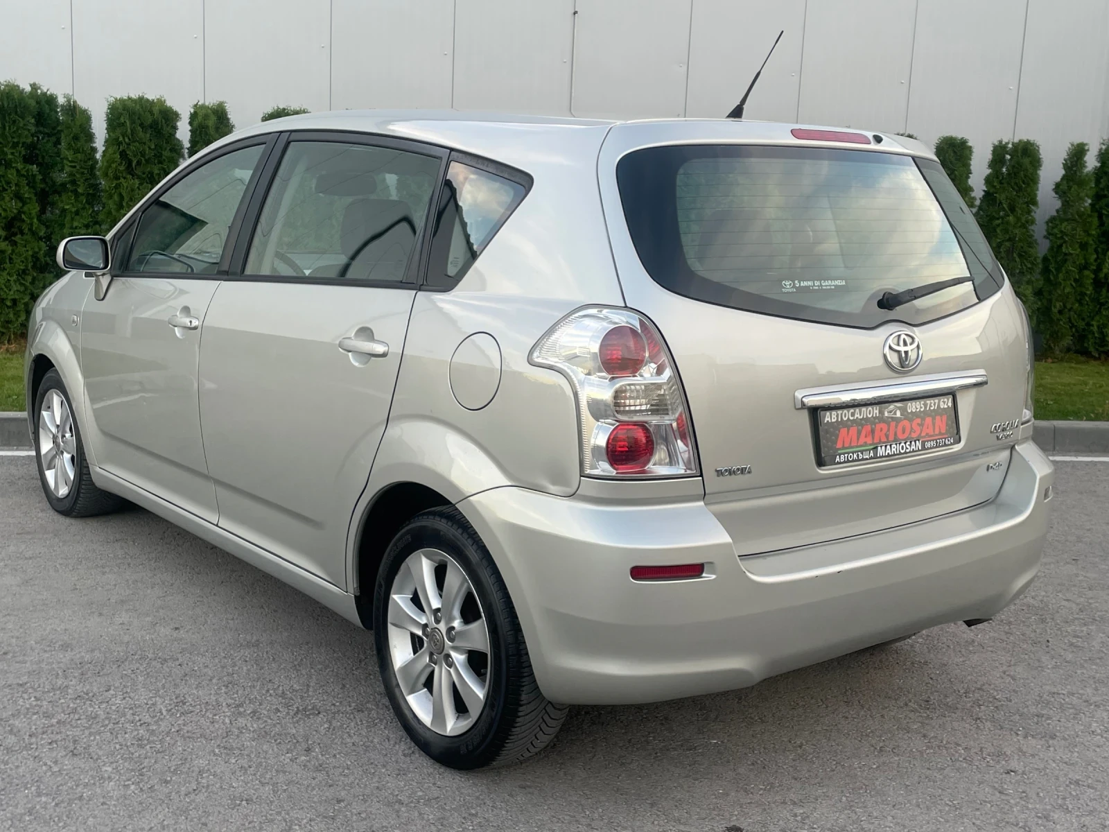 Toyota Corolla verso 2.2 D-4D/FACELIFT/2009 Година/Внос от Италия - изображение 4