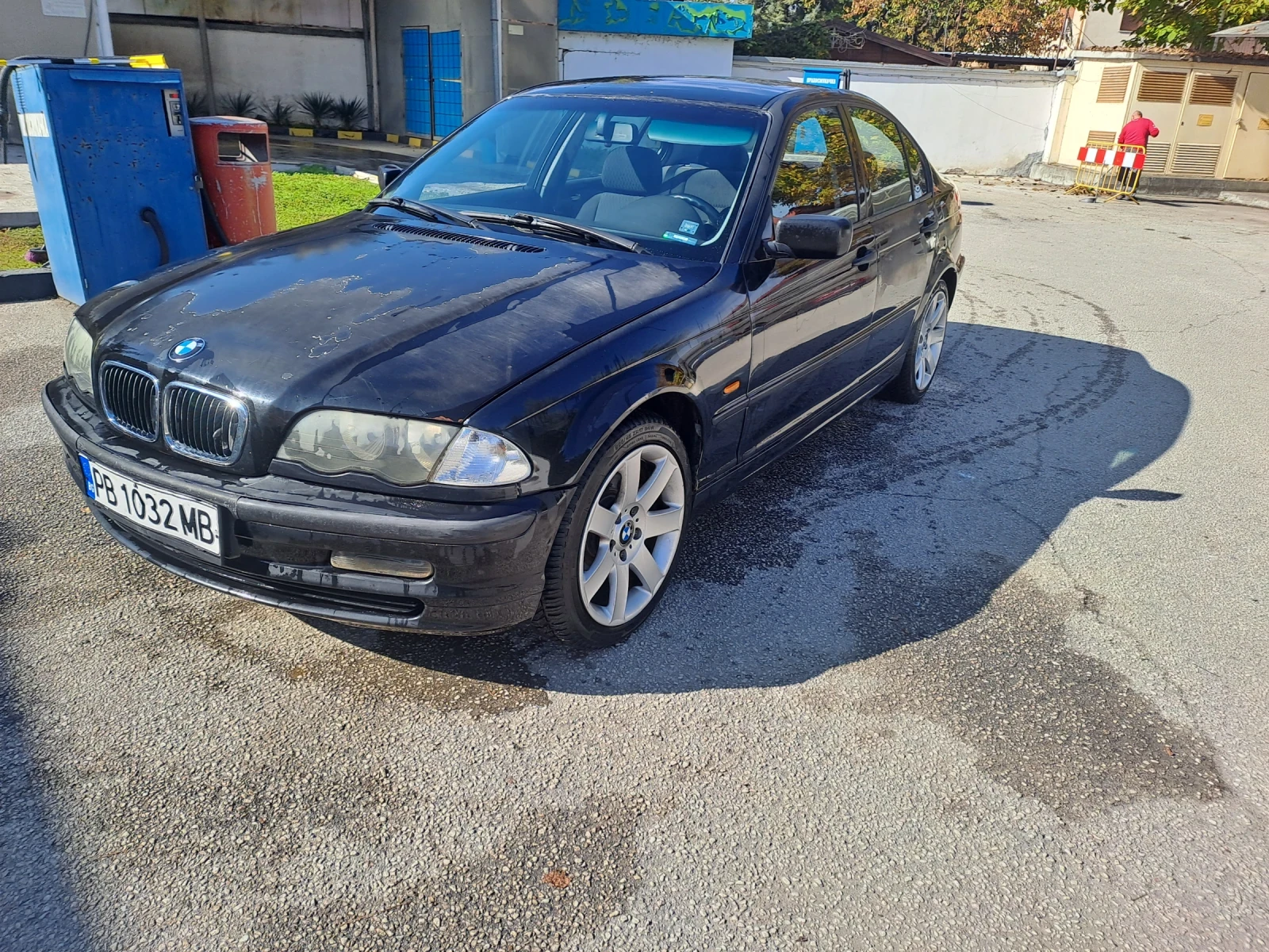 BMW 318  - изображение 2