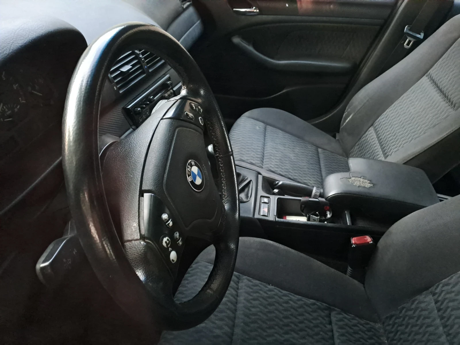 BMW 318  - изображение 7