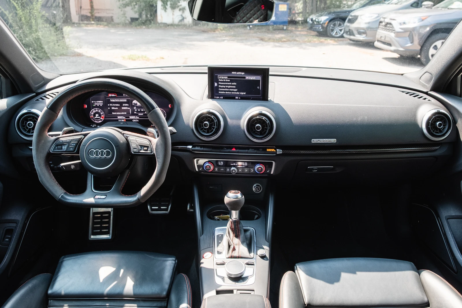 Audi Rs3 B&O* ШИБИДАХ* ПОДГРЕВ* КЕЙЛЕС* МЪРТВА ТОЧКА - изображение 9