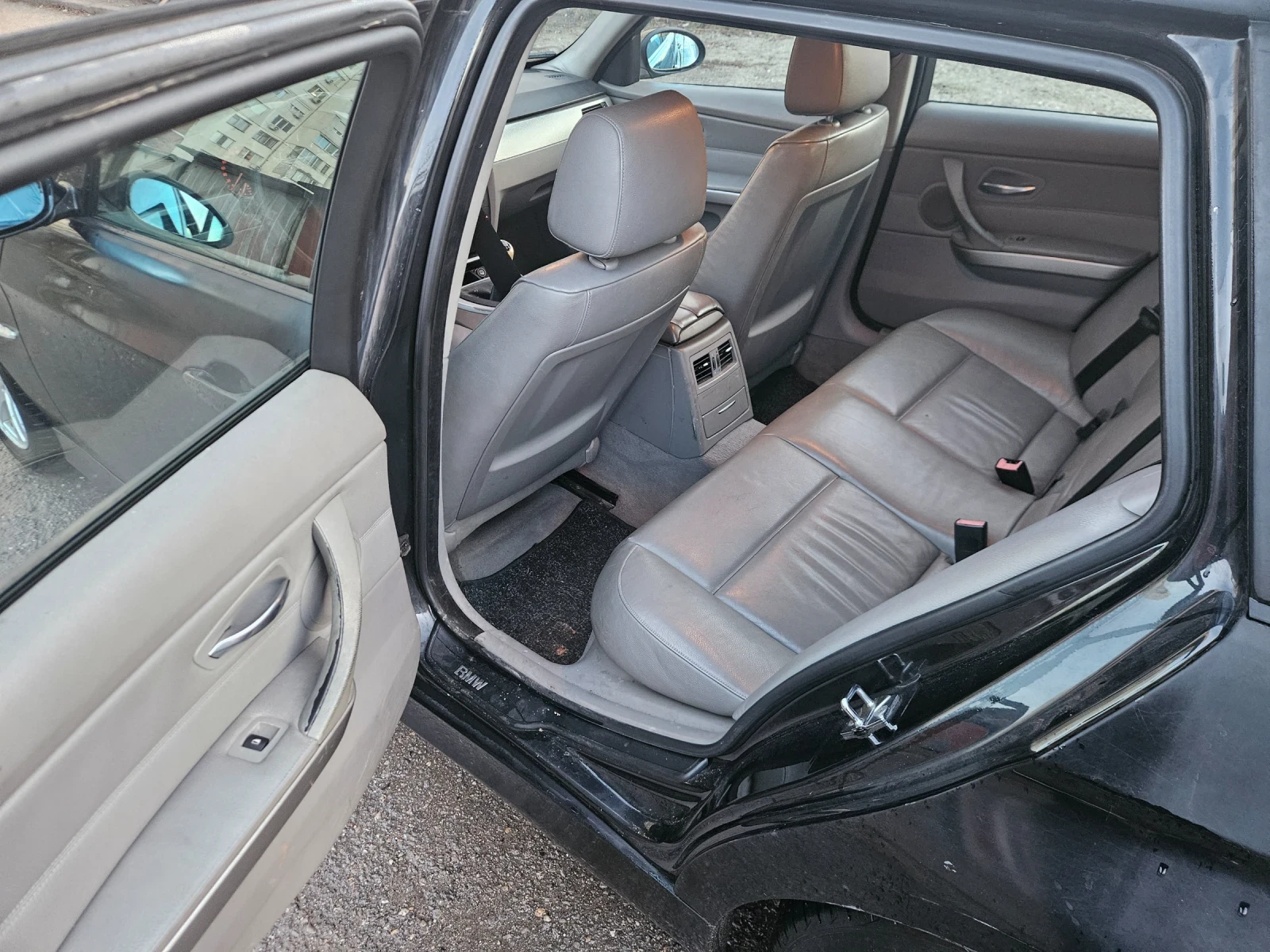 BMW 320, снимка 6 - Автомобили и джипове - 53728095