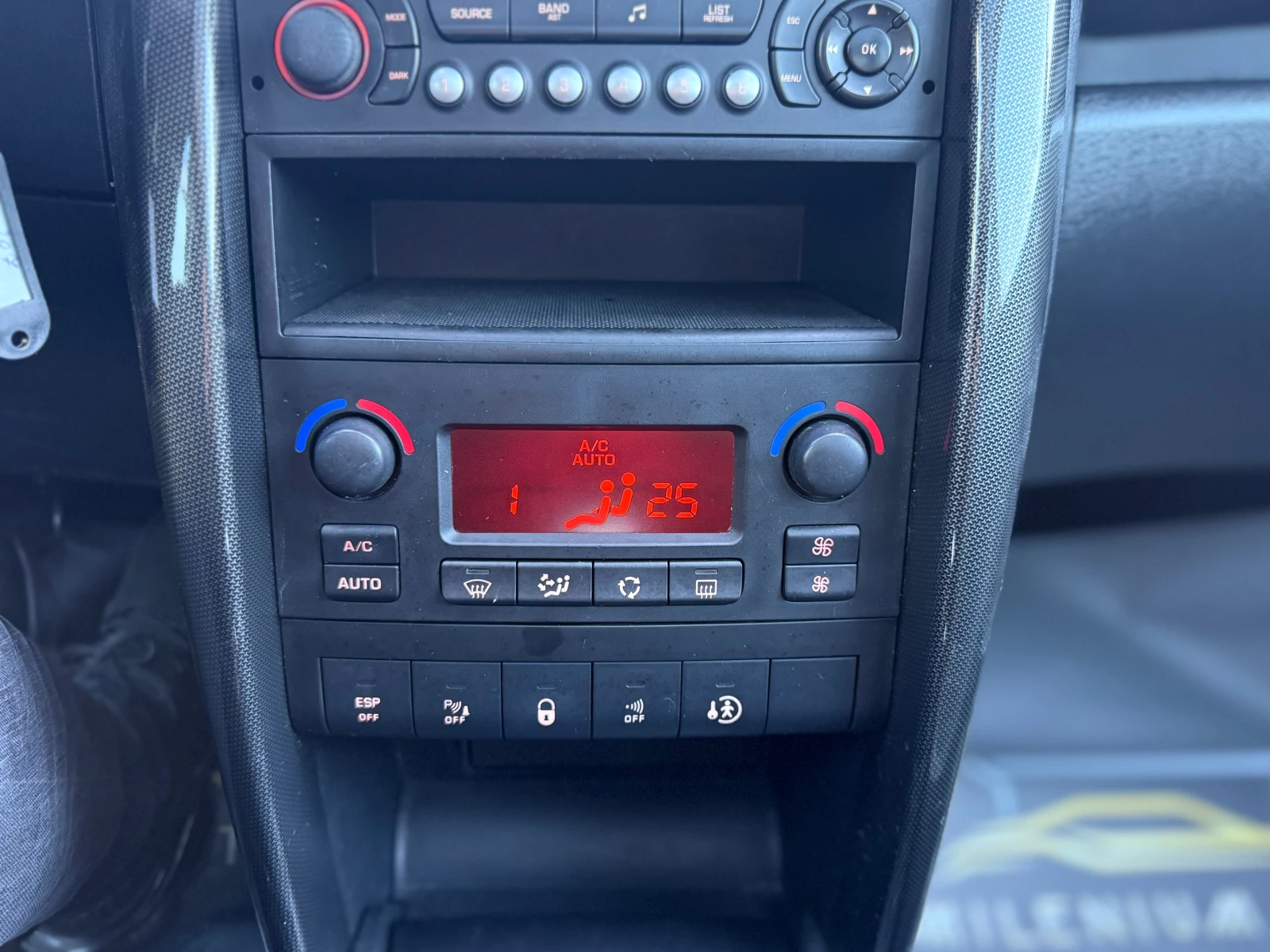 Peugeot 207 1.6i 120�.�. ����� ���������/����/�������� | Mobile.bg � ����������� 12