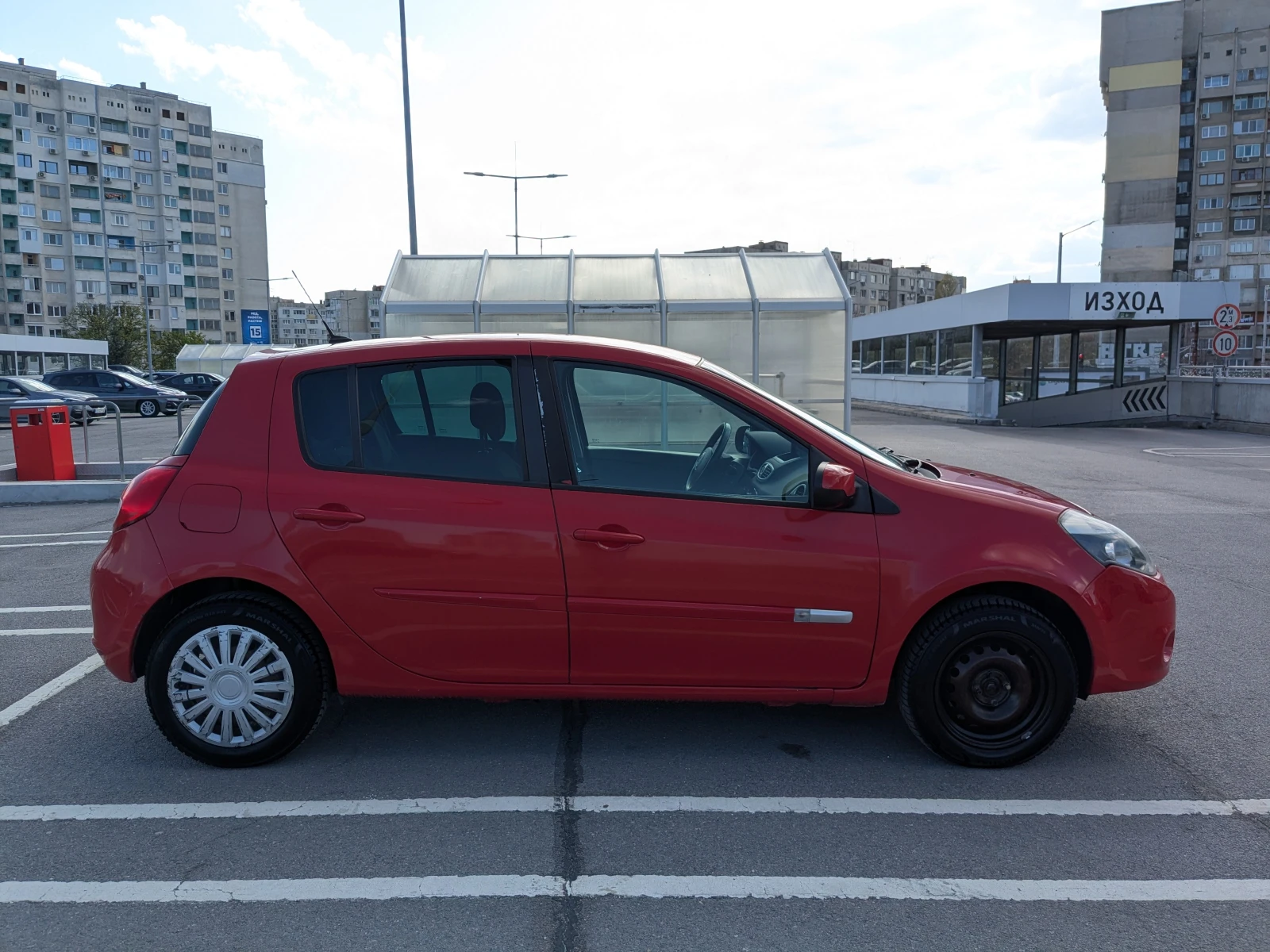 Renault Clio, снимка 6 - Автомобили и джипове - 54240818