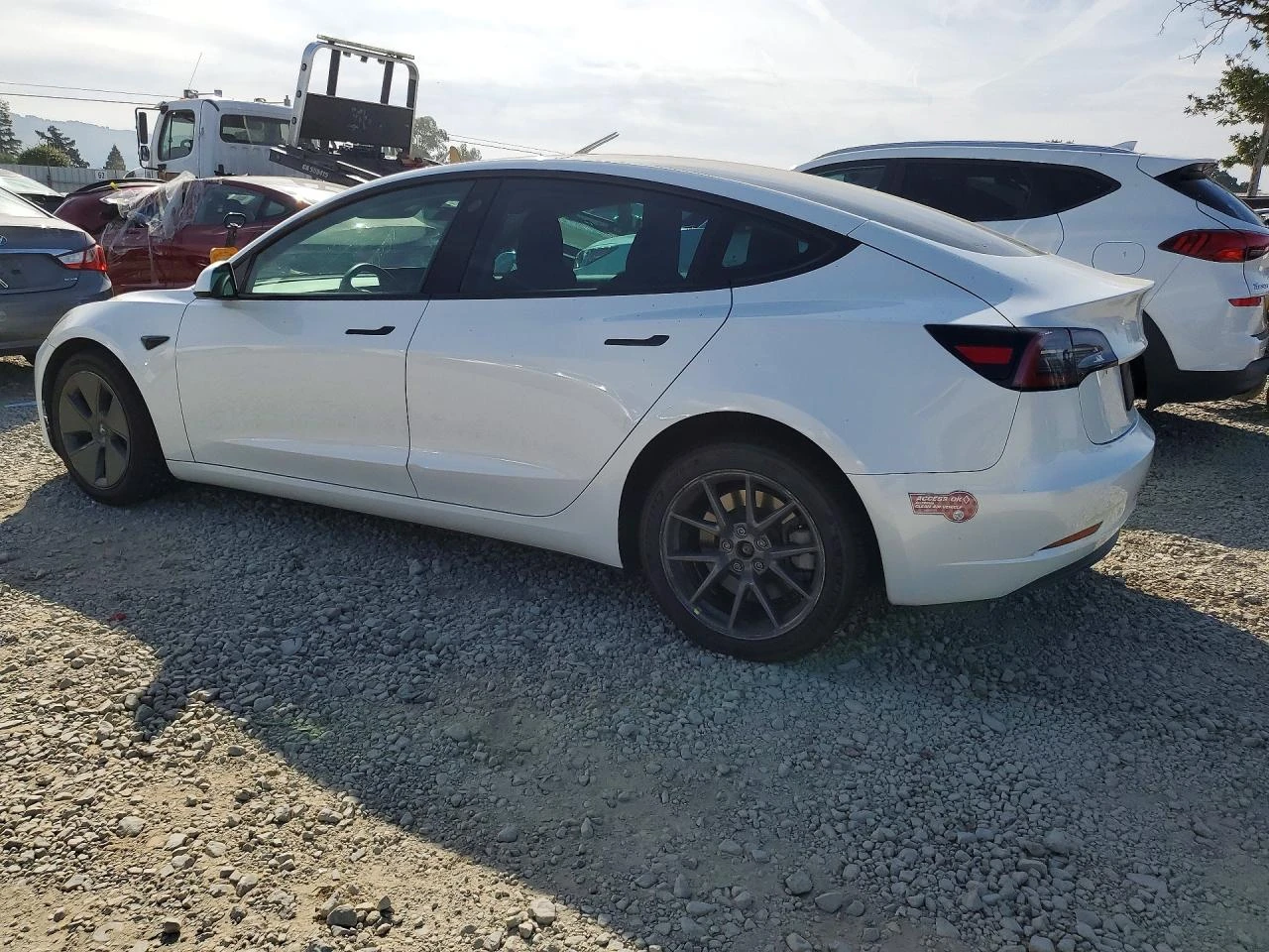 Tesla Model 3 * CARFAX* КРАЙНА ЦЕНА, снимка 2 - Автомобили и джипове - 54395799