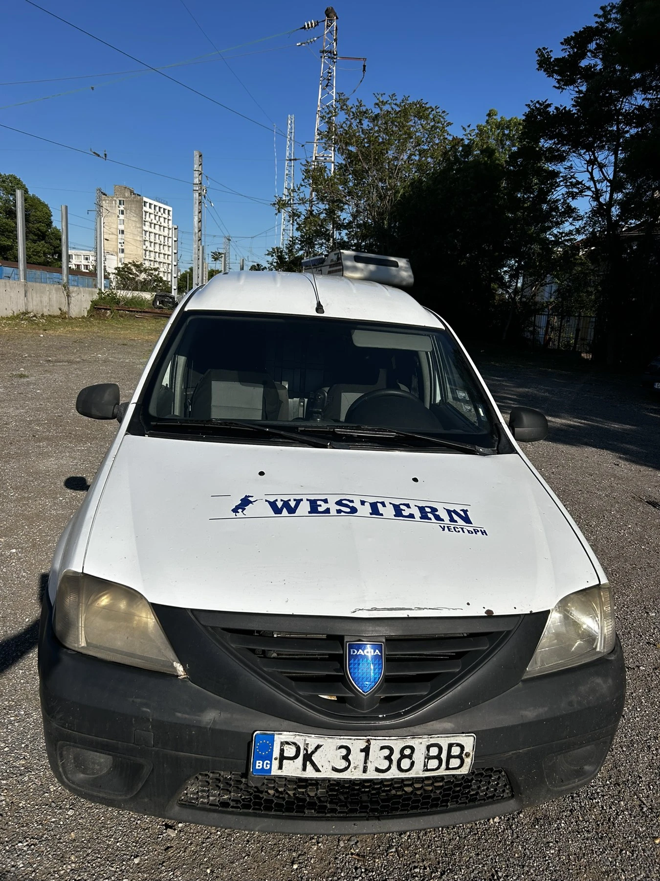 Dacia Logan, снимка 3 - Автомобили и джипове - 54697619