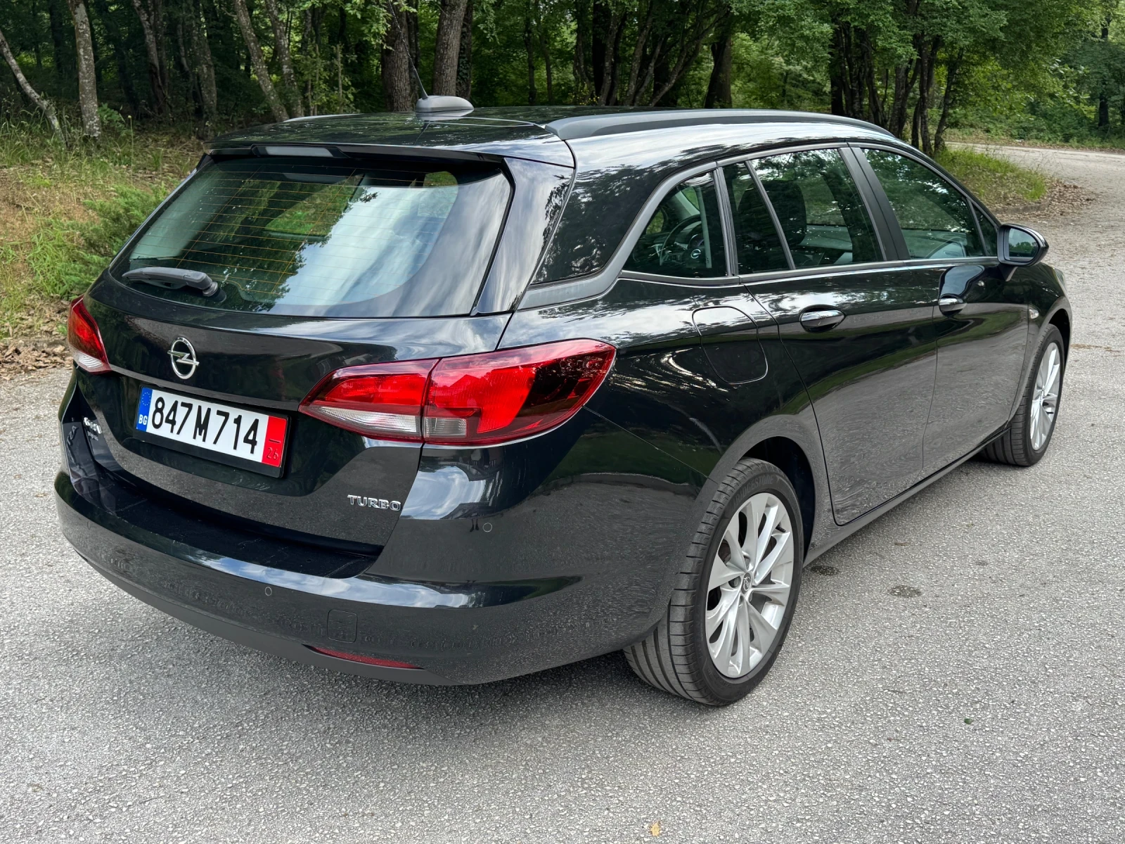 Opel Astra 1.4Turbo, снимка 4 - Автомобили и джипове - 54812243