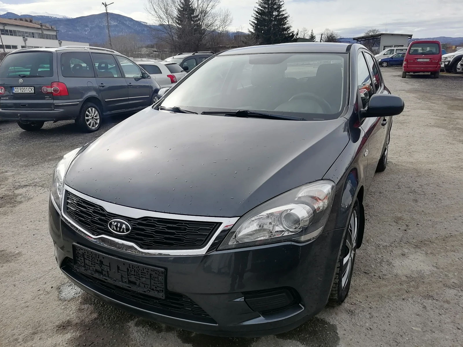 Kia Ceed, снимка 5 - Автомобили и джипове - 54862342