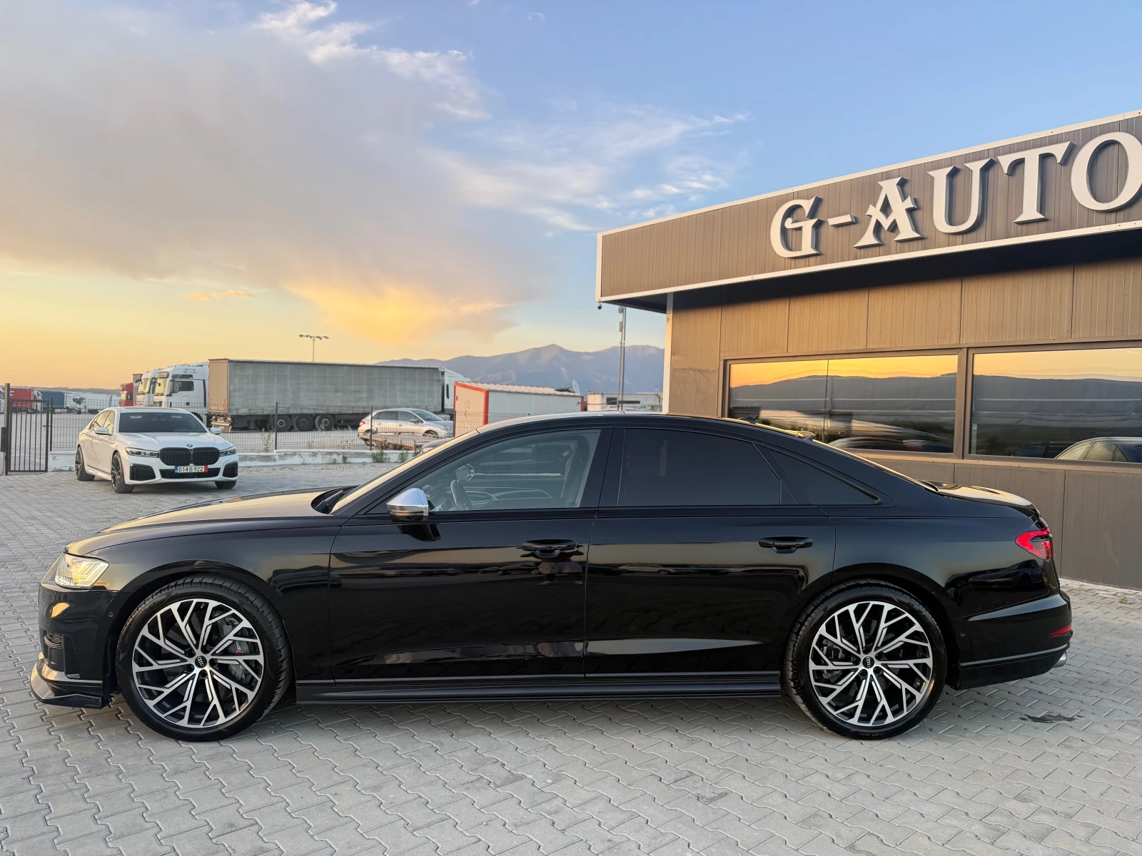 Audi S8 4.0 TFSI Собствен лизинг !!!, снимка 8 - Автомобили и джипове - 55120442