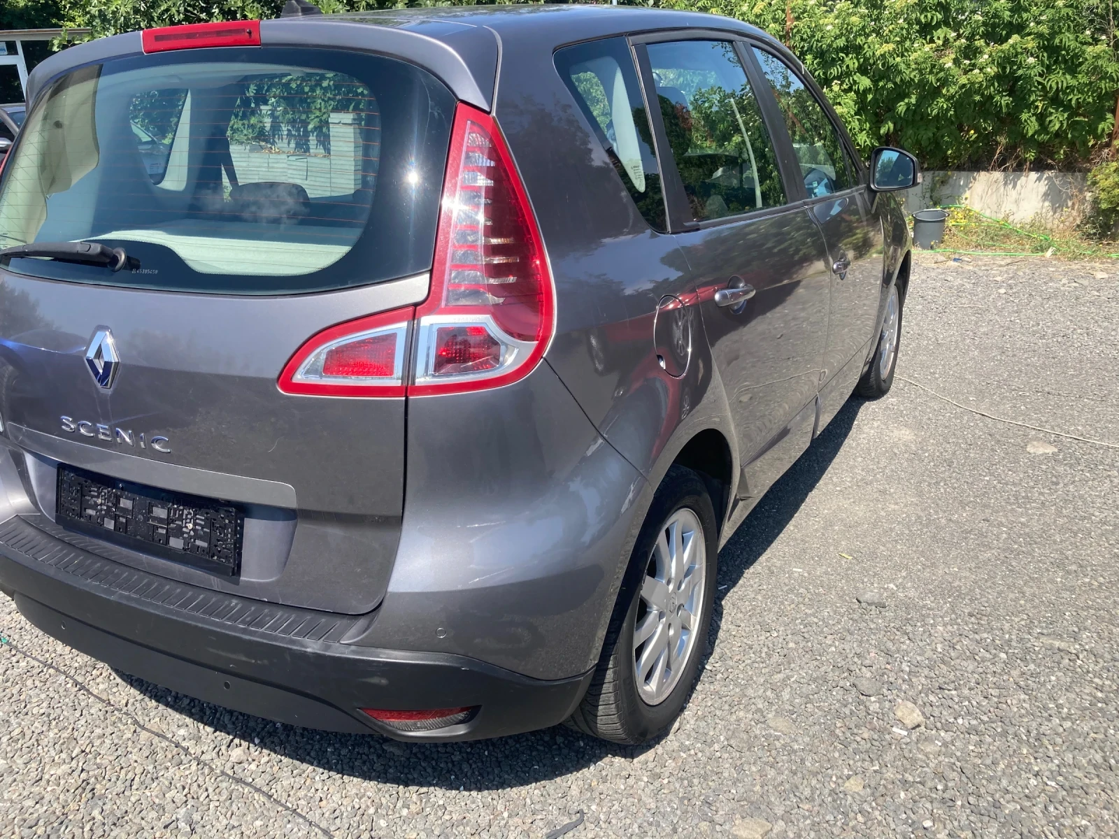 Renault Scenic, снимка 4 - Автомобили и джипове - 55429462