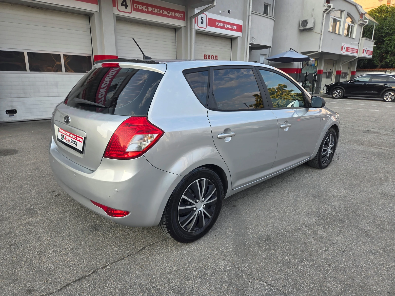 Kia Ceed 1.4i-Gaz.Inj.BRC, снимка 5 - Автомобили и джипове - 55564913