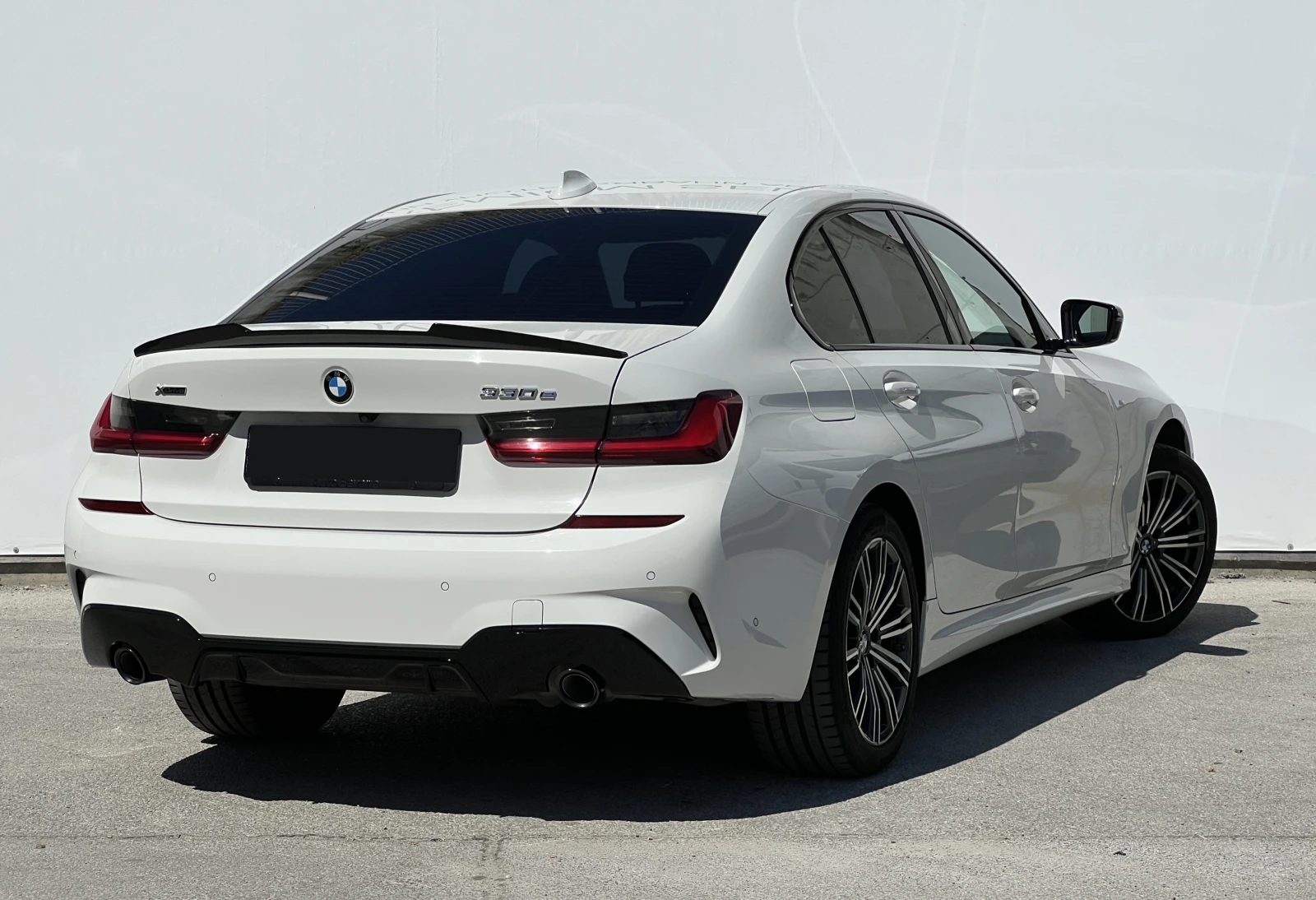 BMW 330 e xDrive M Sport, снимка 2 - Автомобили и джипове - 55740453