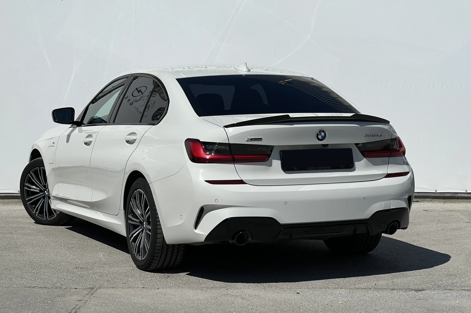 BMW 330 e xDrive M Sport, снимка 4 - Автомобили и джипове - 55740453