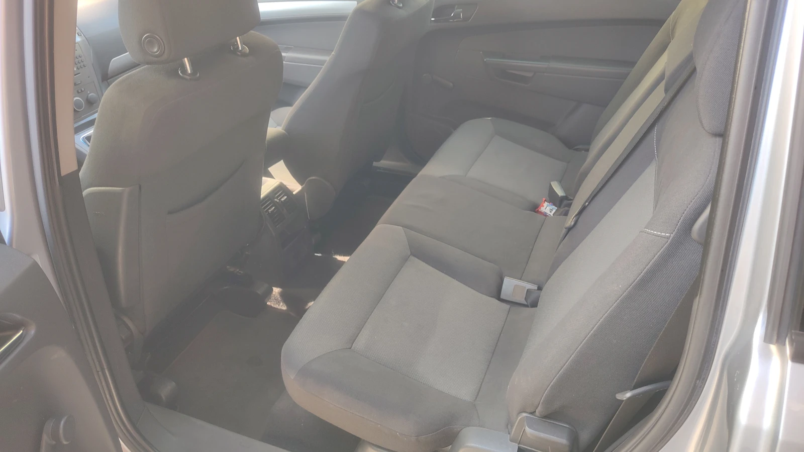 Opel Zafira, снимка 8 - Автомобили и джипове - 56129827