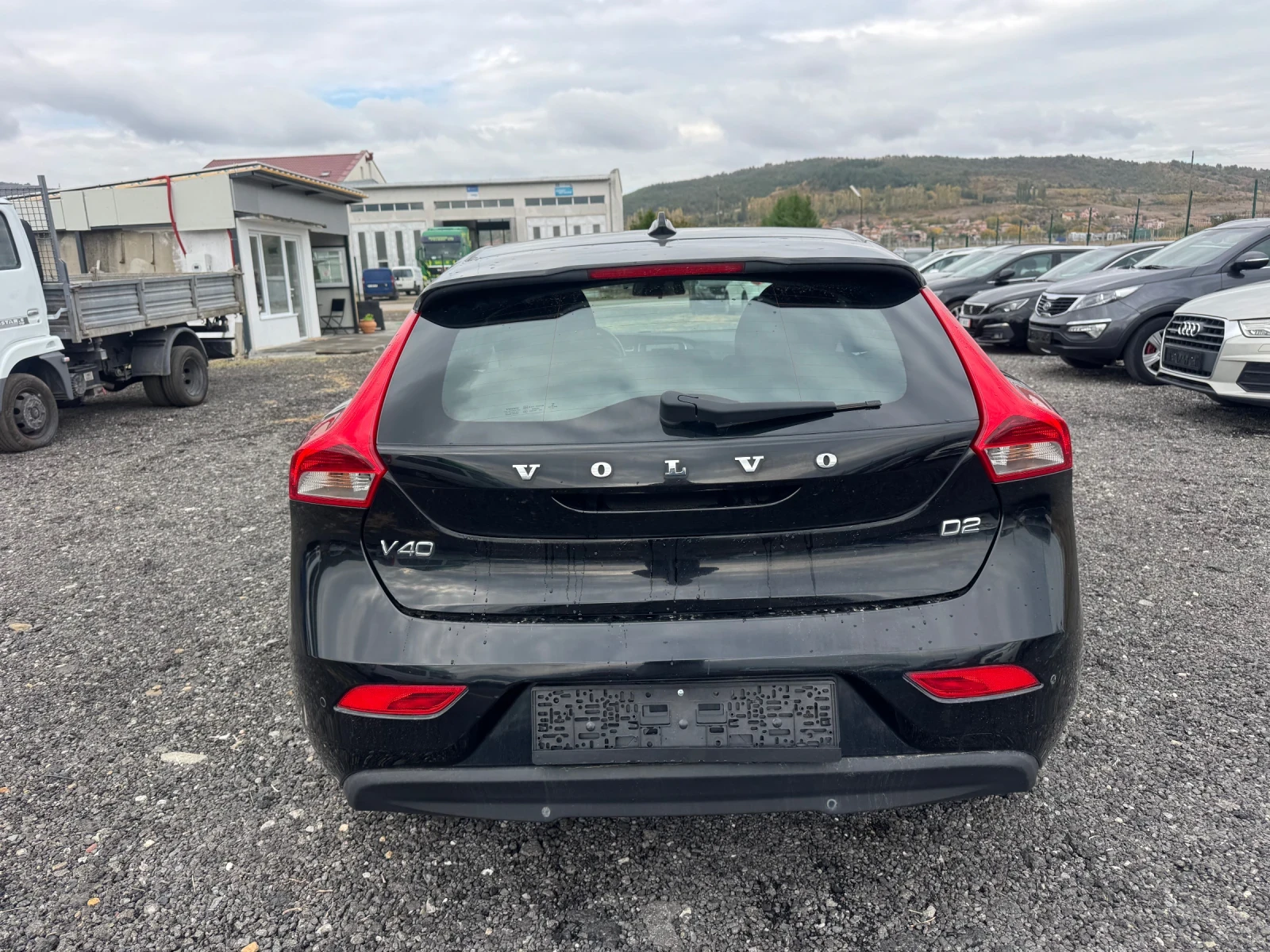 Volvo V40 2.0D , снимка 6 - Автомобили и джипове - 56460470