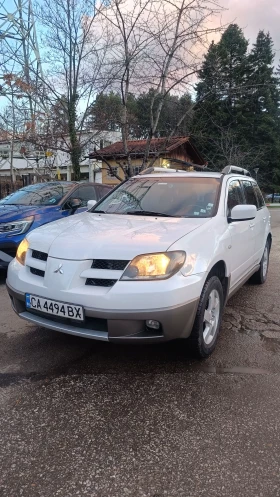 Mitsubishi Outlander 2.4i Газ, снимка 1