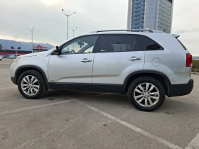 Kia Sorento 2.2 7 места , снимка 6