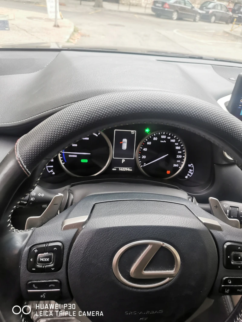 Lexus NX 300h хибрид, снимка 11 - Автомобили и джипове - 47055670