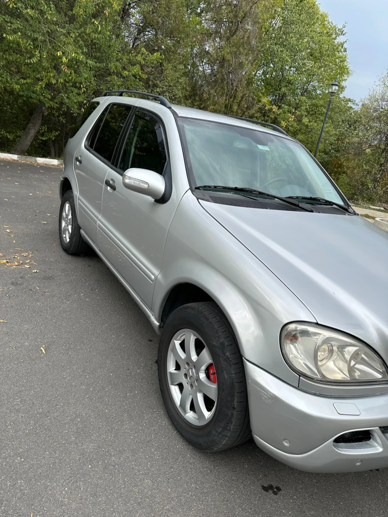 Mercedes-Benz ML 270, снимка 2 - Автомобили и джипове - 47872342