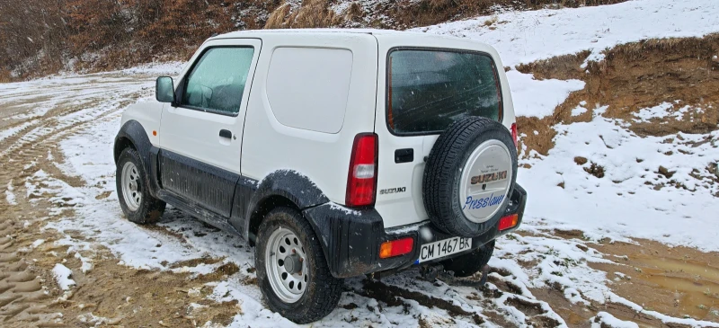 Suzuki Jimny, снимка 8 - Автомобили и джипове - 48509911