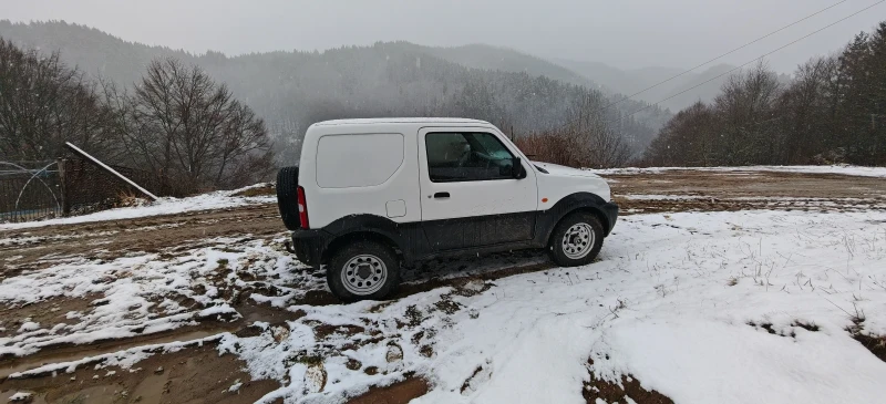 Suzuki Jimny, снимка 5 - Автомобили и джипове - 48509911