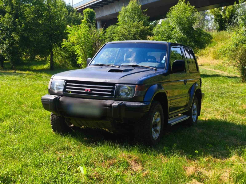 Mitsubishi Pajero, снимка 2 - Автомобили и джипове - 51848329